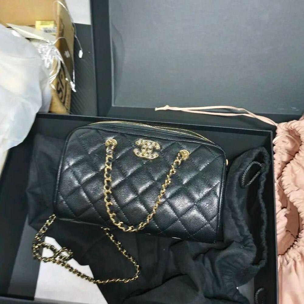 Chanel Women Pre-Loved Bag Very Good Condition